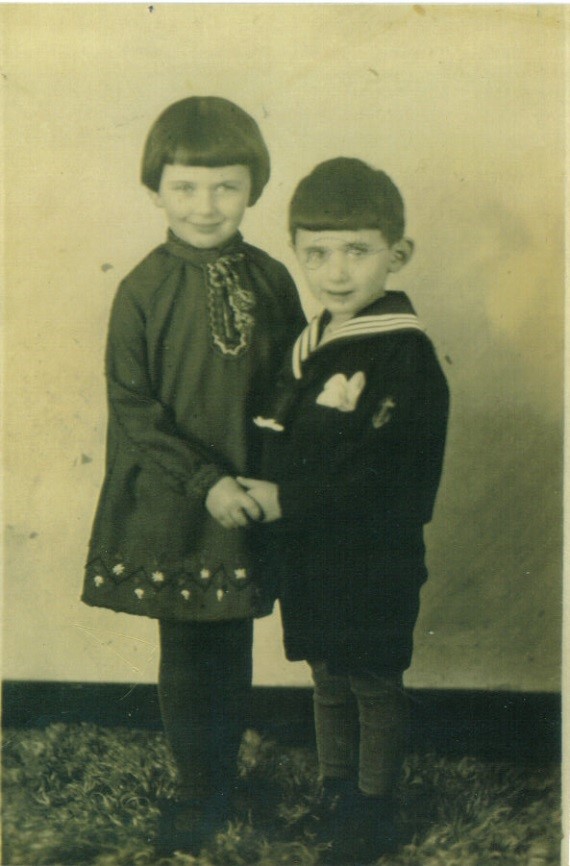 Die Geschwister Ilse und  Heinz Frankenberg (Sammlung: Henry Frankenberg)