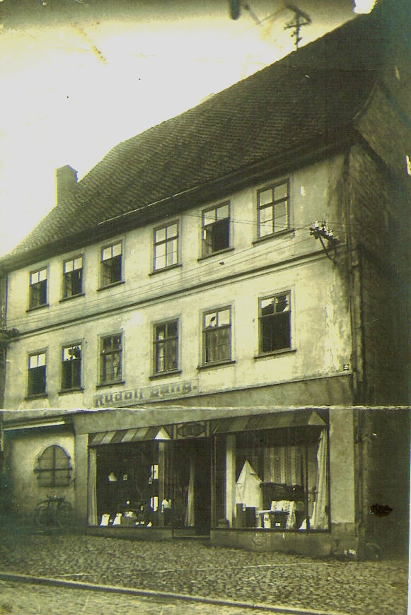 Geschäftshaus Lange Gasse 141